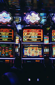 Онлайн казино Vulkan Neon Casino